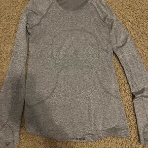 Lululemon Heather Grey Swiftly Tech Long Sleeve